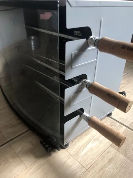 Forno Elétrico para Churrasco,nunca foi usado 