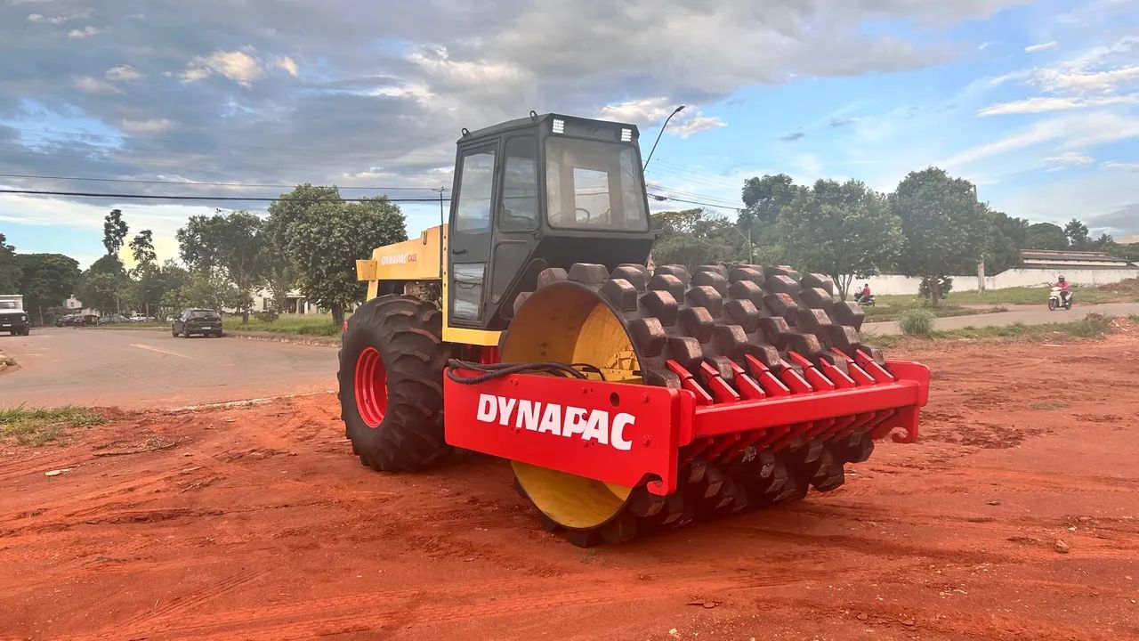 Rolo Compactador Dynapac CA25