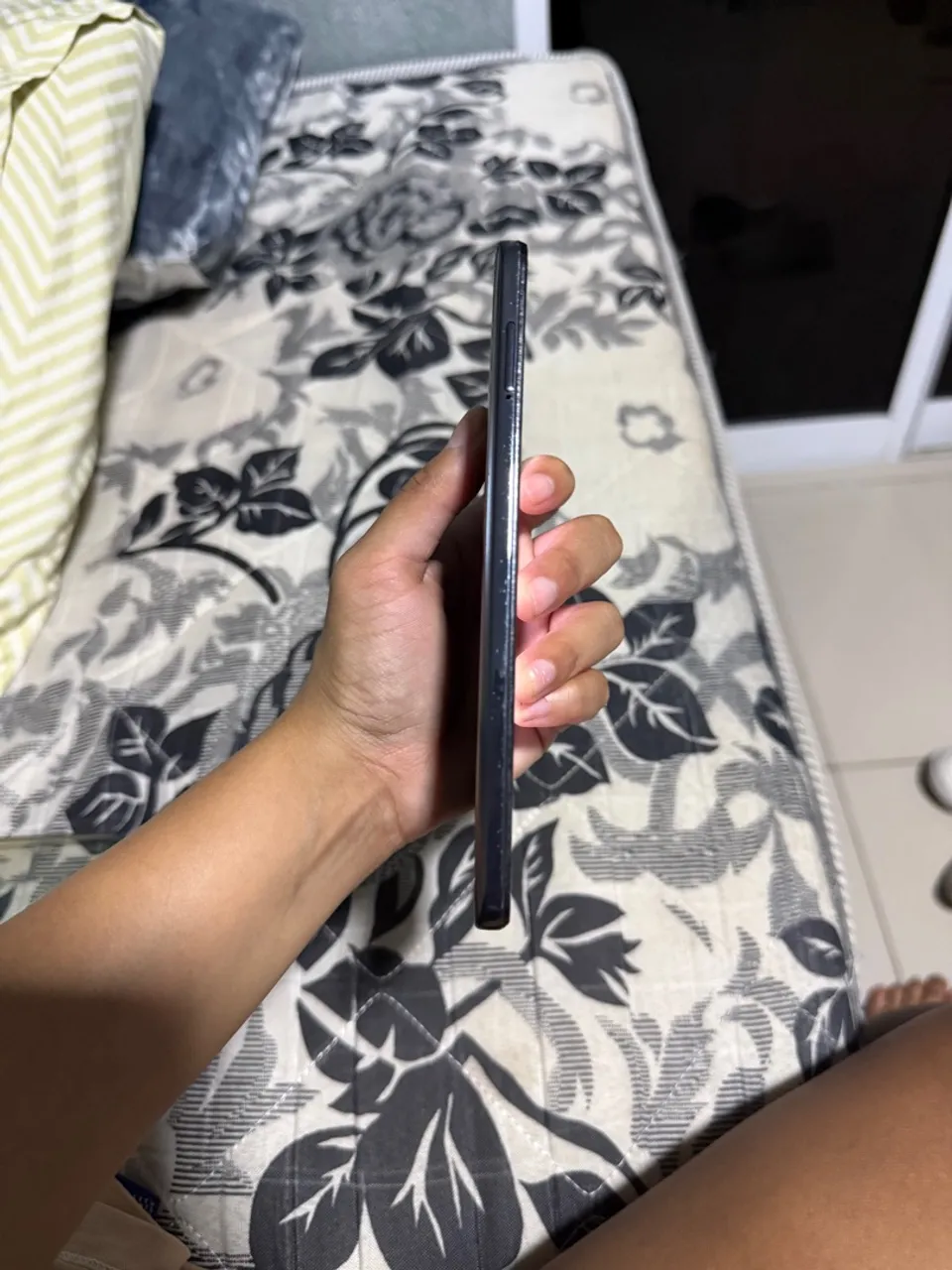 Motorola G54