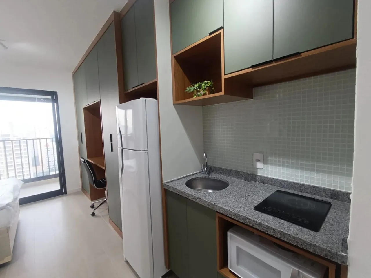 Studio Novinho e Decorado para Locaçao em Santo Amaro - São Paulo - SP