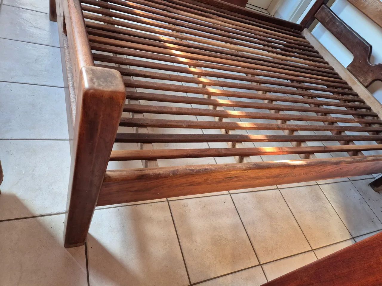 Cama Casal de madeira (Retirar em Santos) - Foto 2