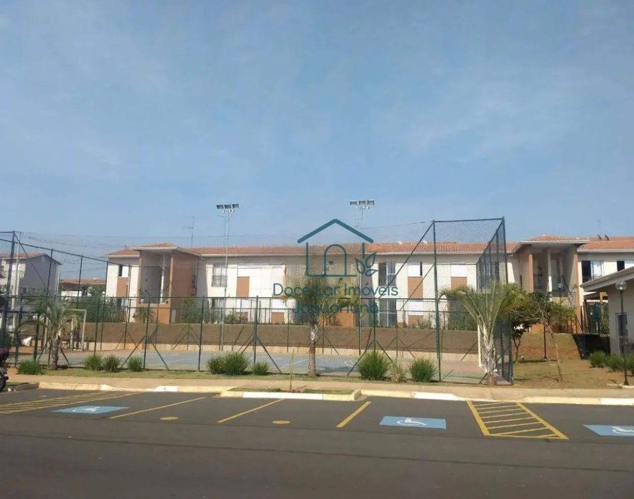 Apartamento à venda, 52 m² por R$ 295.000,00 - Vargeão - Jaguariúna/SP