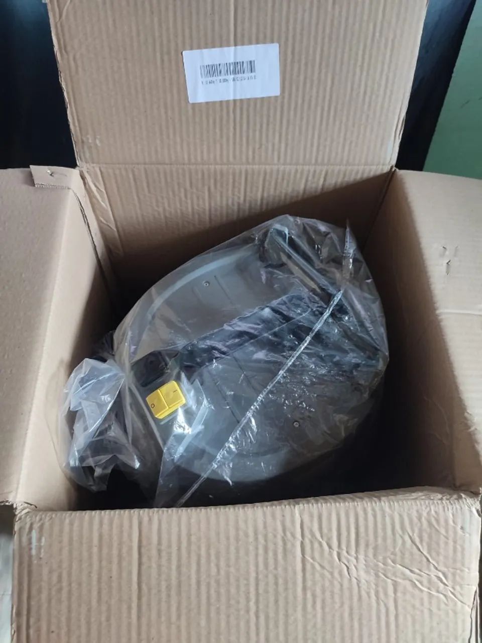 Extratora de Estofados e Carpetes Puzzi 4/30 Classic 220v - Karcher - Nunca Usada - Foto 5