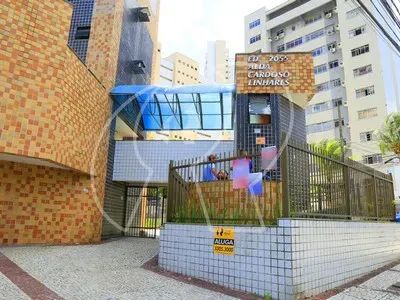 Ótima localização, 03 quartos (Sendo 02 suítes com armários e 01 dormitório), varanda na s - Foto 2