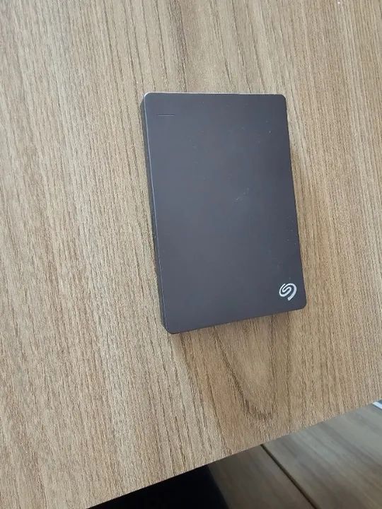Hd externo toshiba 500GB criado com case