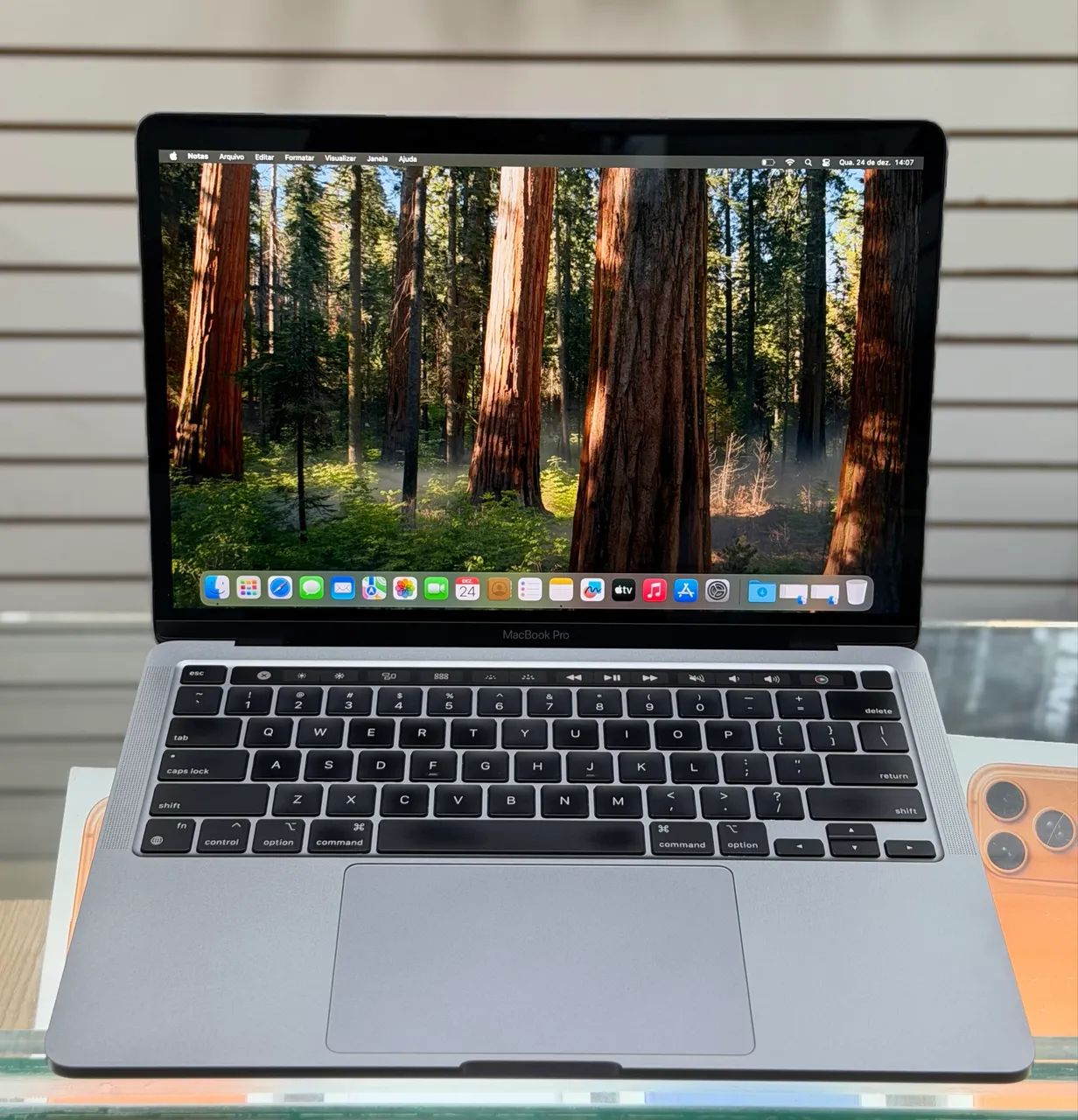 【超美品】MacBook Pro 13インチ M2 512GB 16G Macbook pro m2 512gb touch bar 13 polegadas LOJA FÍSICA saúde da