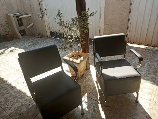 CADEIRA ESTOFADA PARA SALÃO DE BELEZA - Foto 3