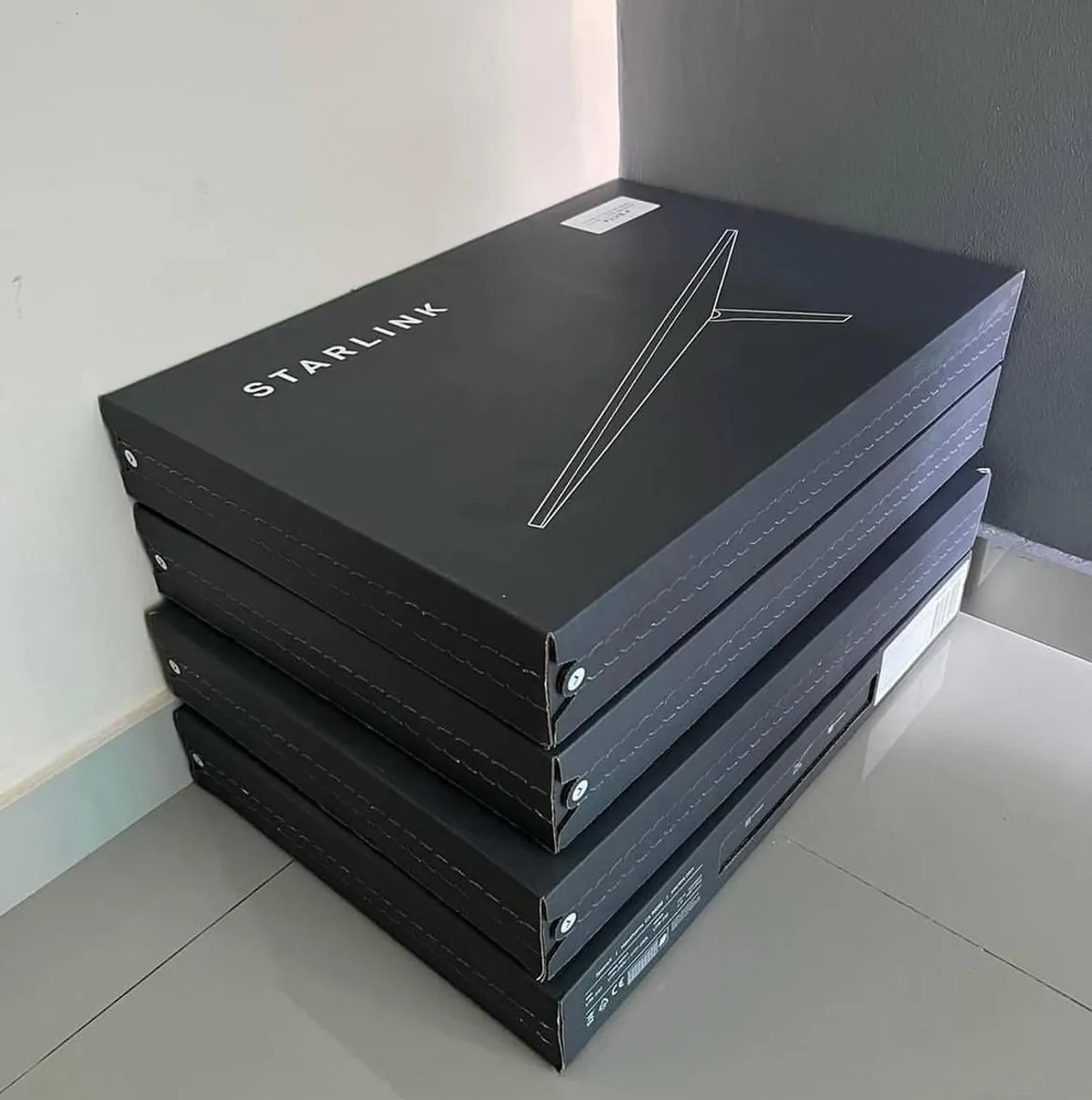 Kit Starlink V4 Completo internet via satélite