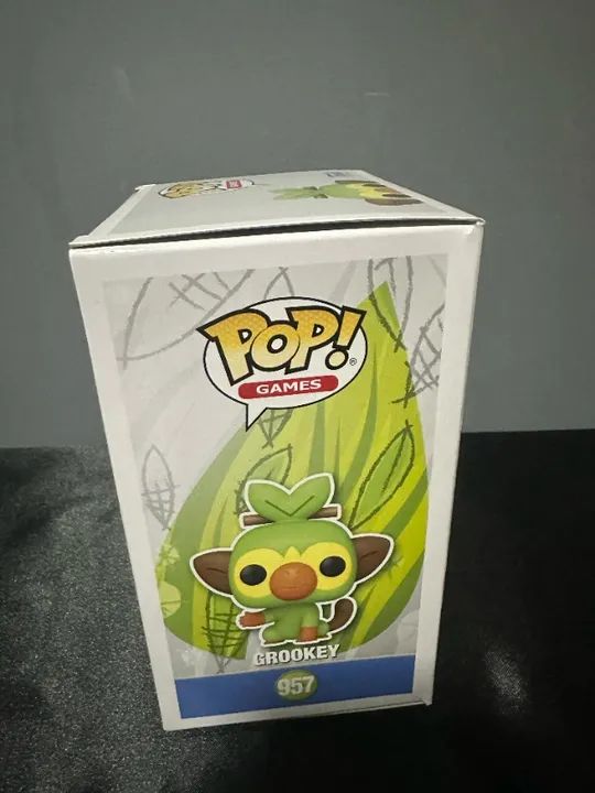 Funko Pop Pokémon Grookey 957 - Foto 5