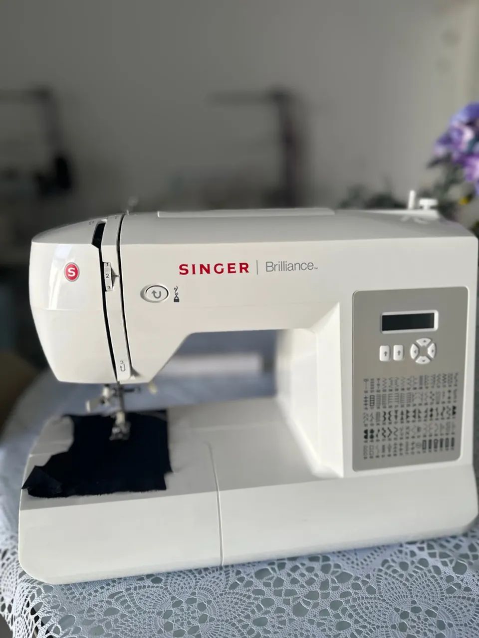 Máquina de costura Singer  - Foto 2