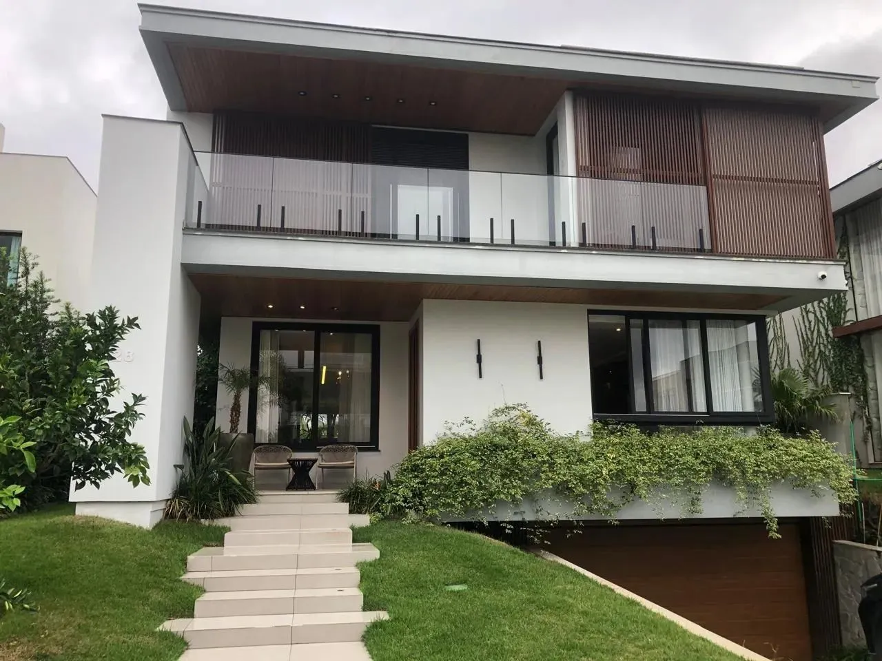 Casa com 3 quartos no bairro Morro das Pedras em Florianopólis - SC