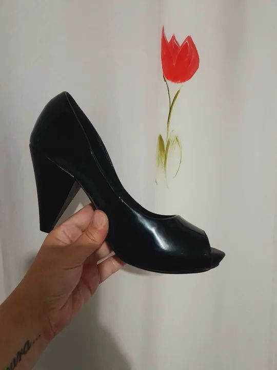 Sapato de salto bebece !