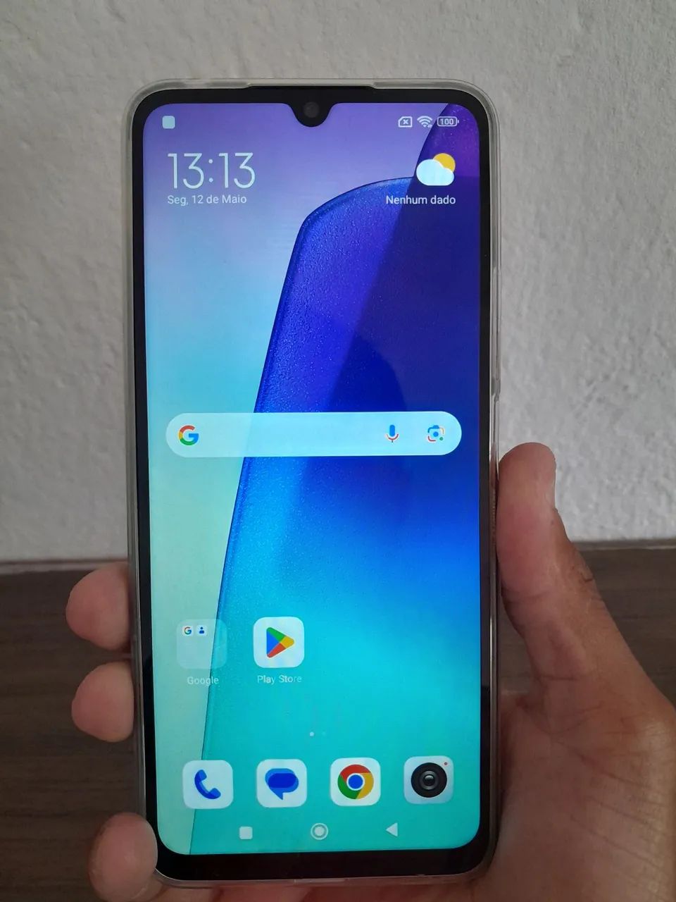 Vendo celular Novo na caixa valor pra compra 800$  - Foto 2