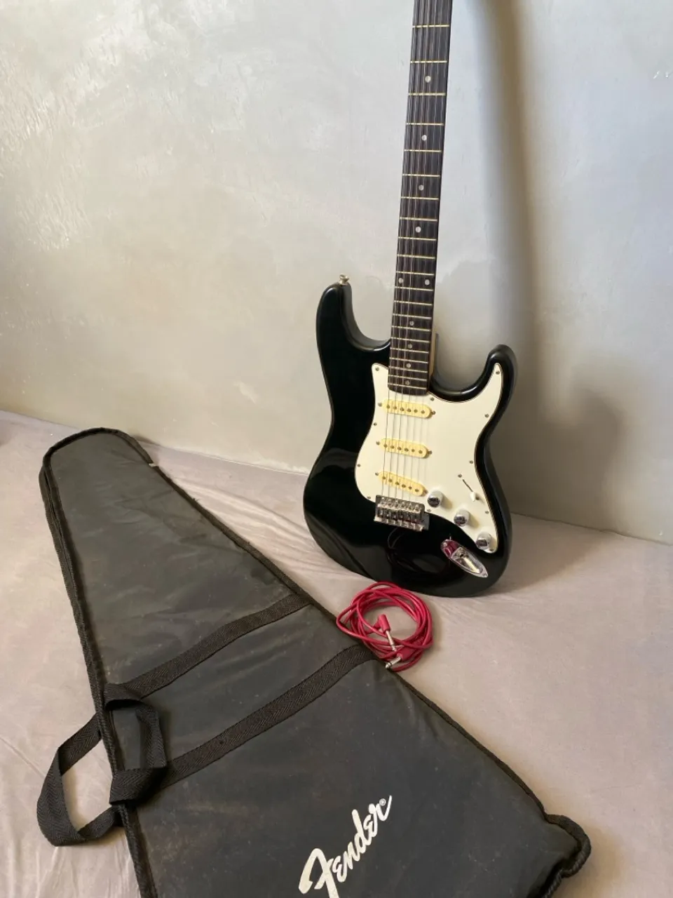 Guitarra Elétrica Condor