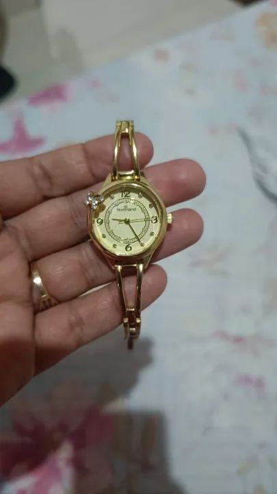 Relógio Feminino Dourado