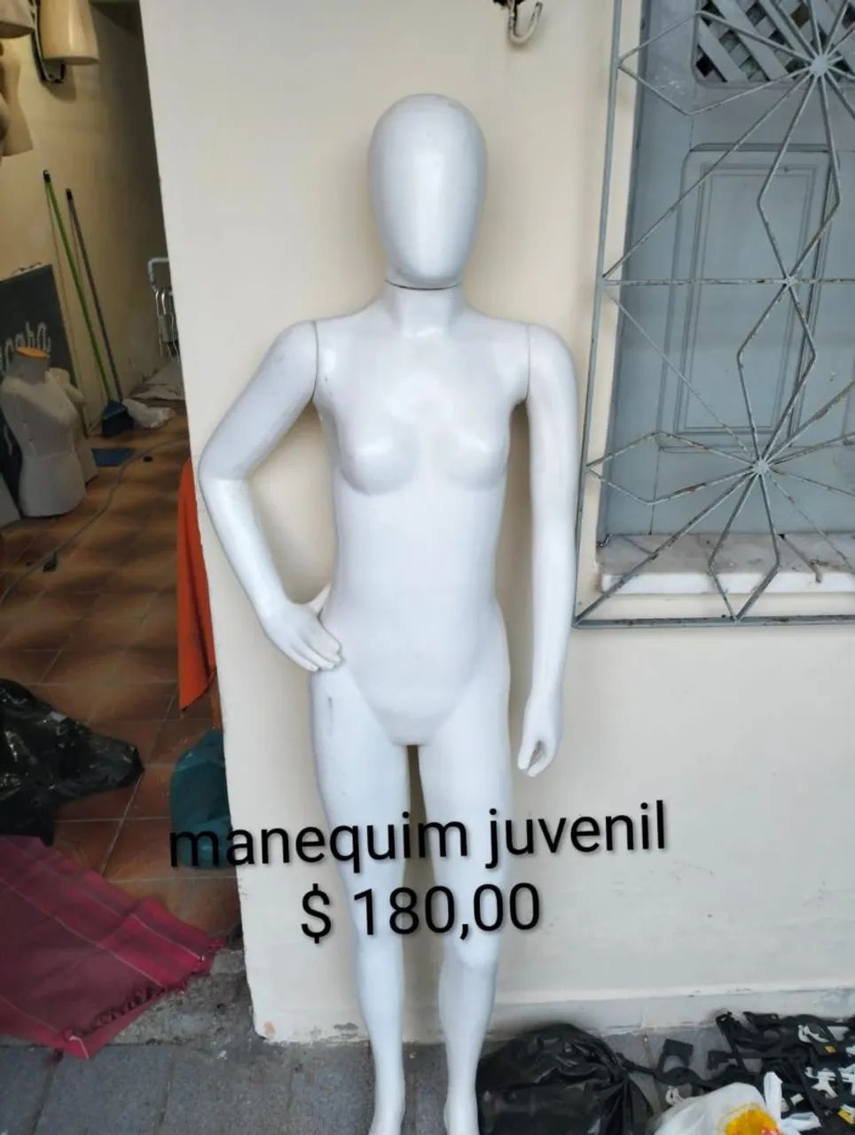Manequins adulto e infantil