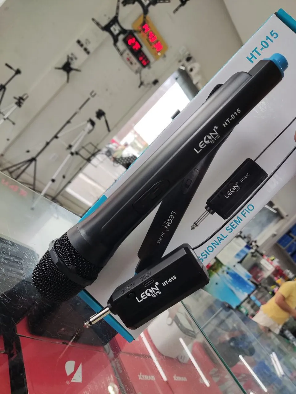 Microfone Sem Fio Leon GTS HT-015