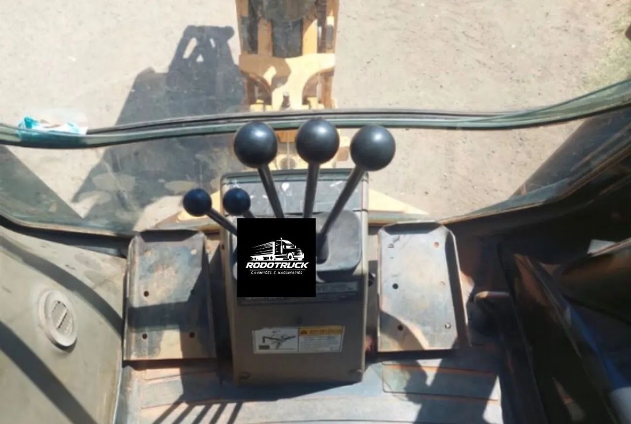 Retroescavadeira Case 580N - 2015 - Foto 5