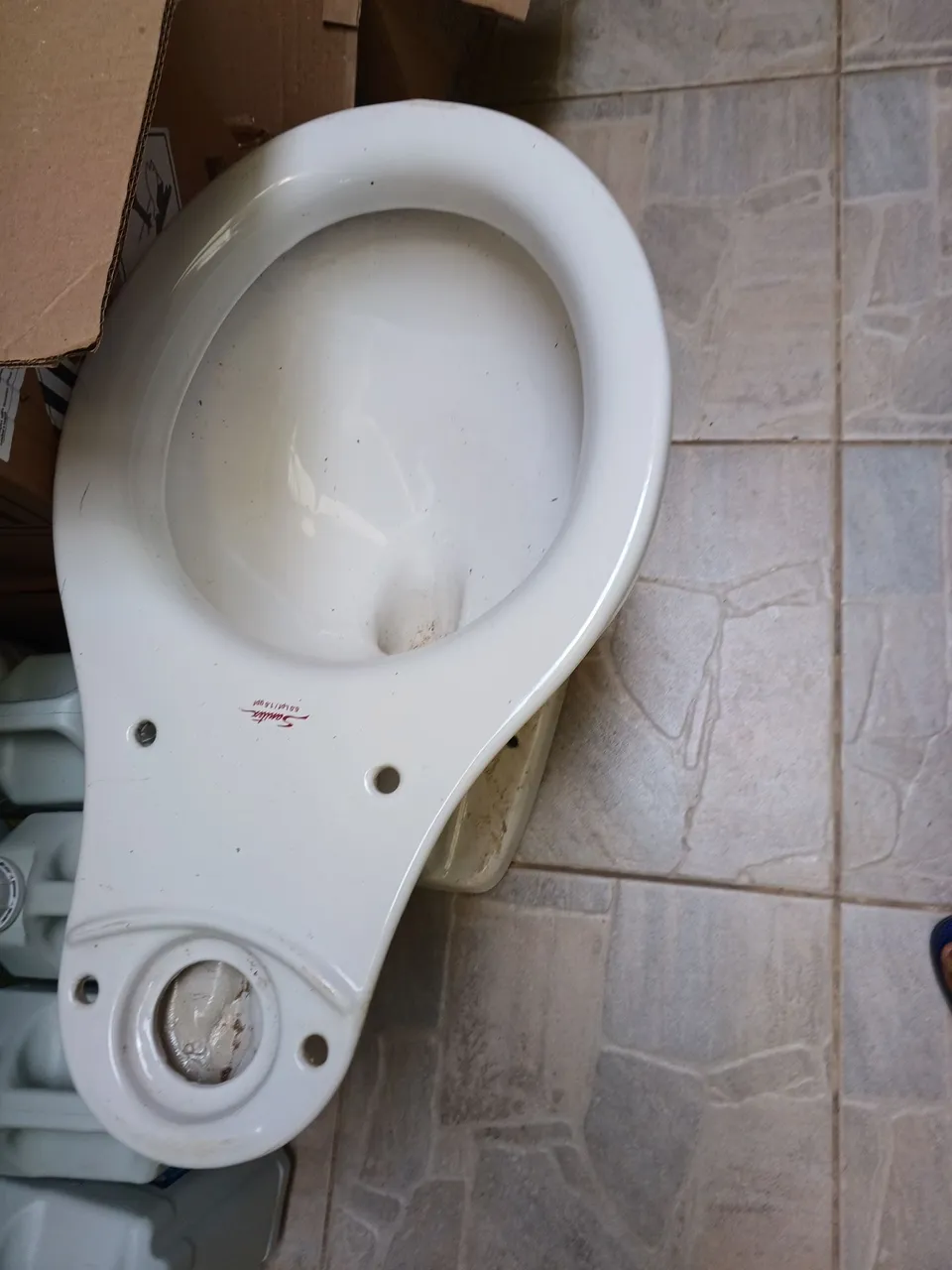 Vaso acoplado e pia com coluna