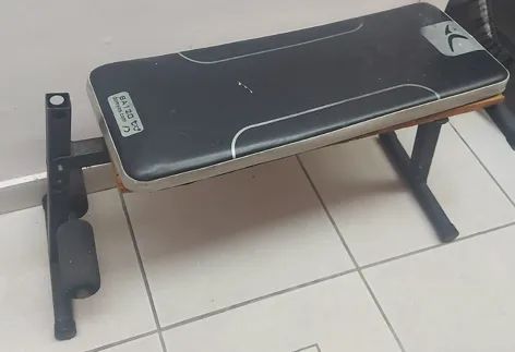 EQUIPAMENTOS MUSCULAÇÃO - HACK AGACHAMENTO, BANCOS NÓRDICO, SISSY E RETO - Foto 2