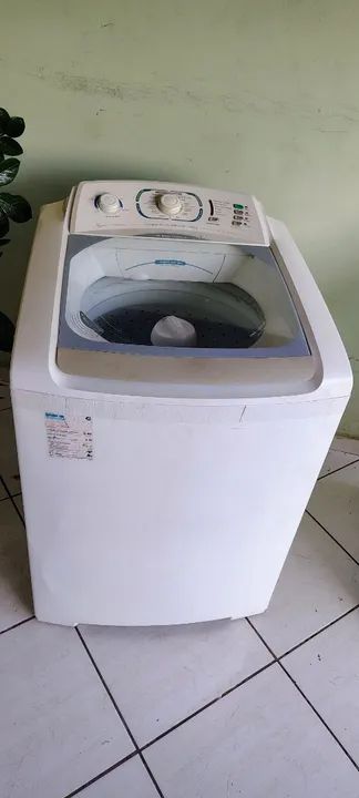 Máquina de Lavar Roupas Eletrolux 15kg 