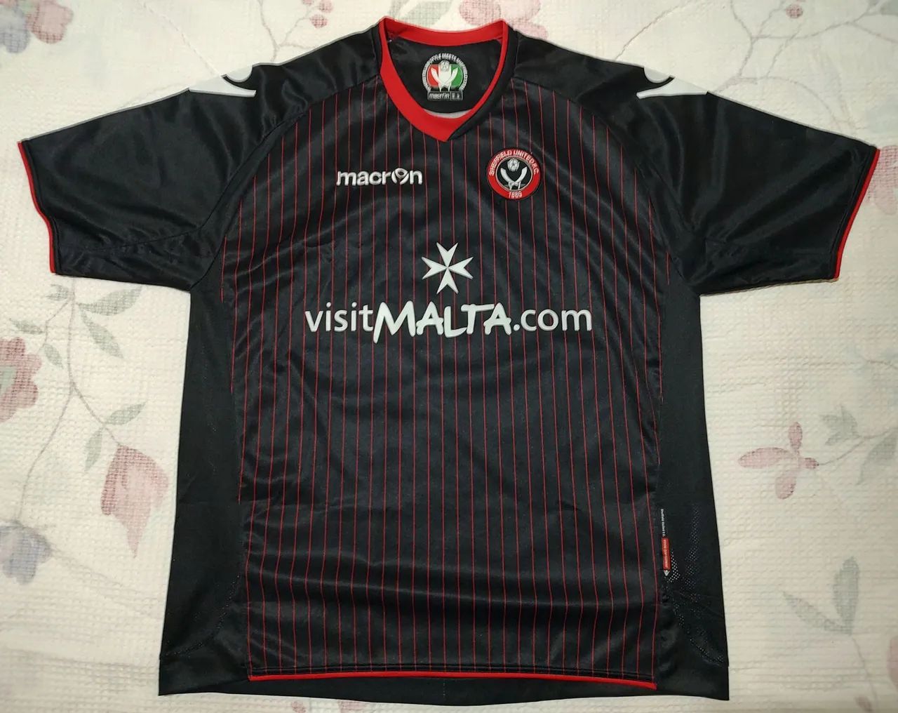 Camisa de Futebol Sheffield United 2010/2011 (Macron)