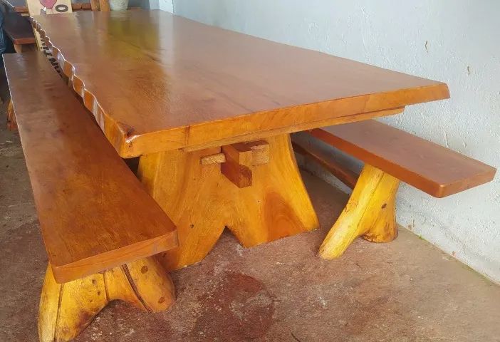 Mesas Rústicas com bancos 2, 2,5 e 3mts pronta entrega - Foto 4