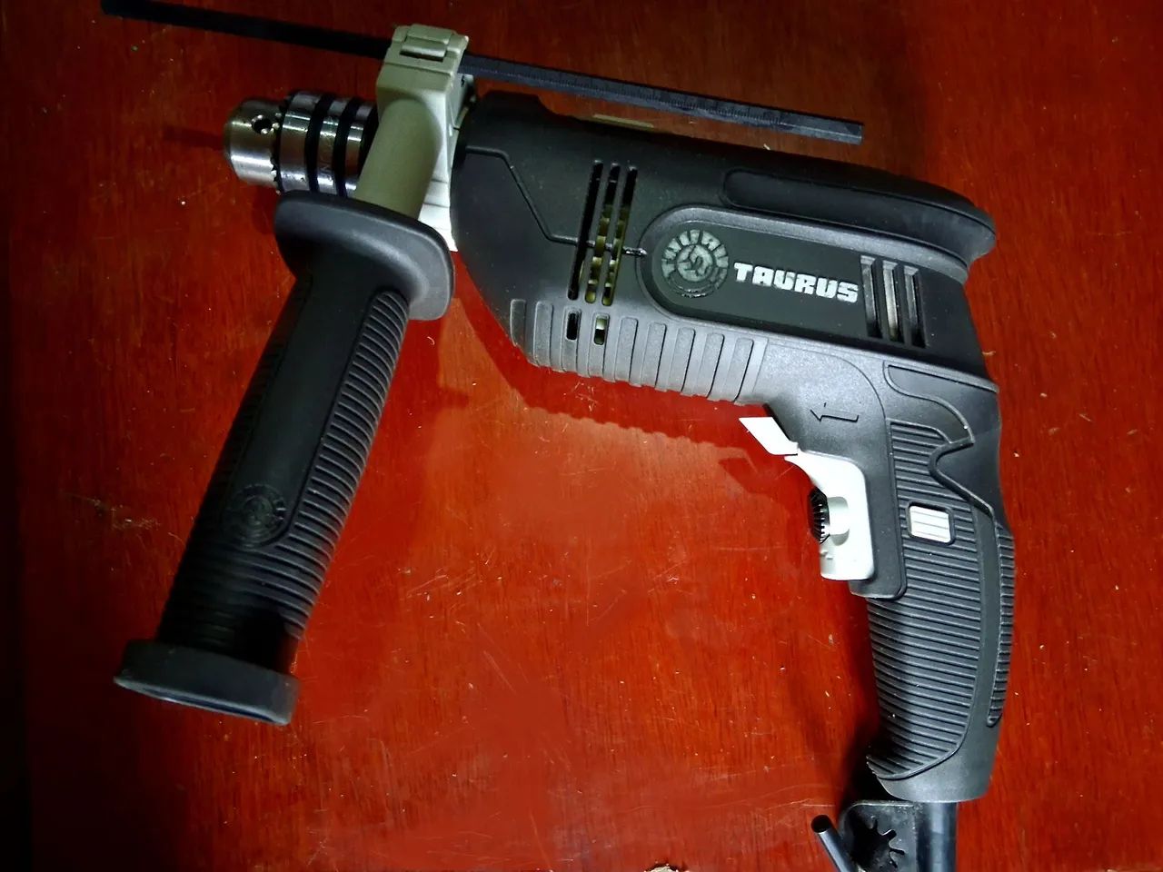 Furadeira com Impacto Taurus  - Foto 3