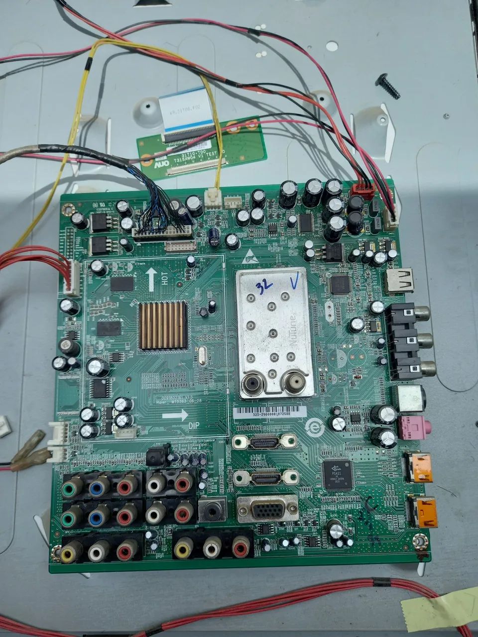 Placa Principal TV H Buster HBTV 32D03HD