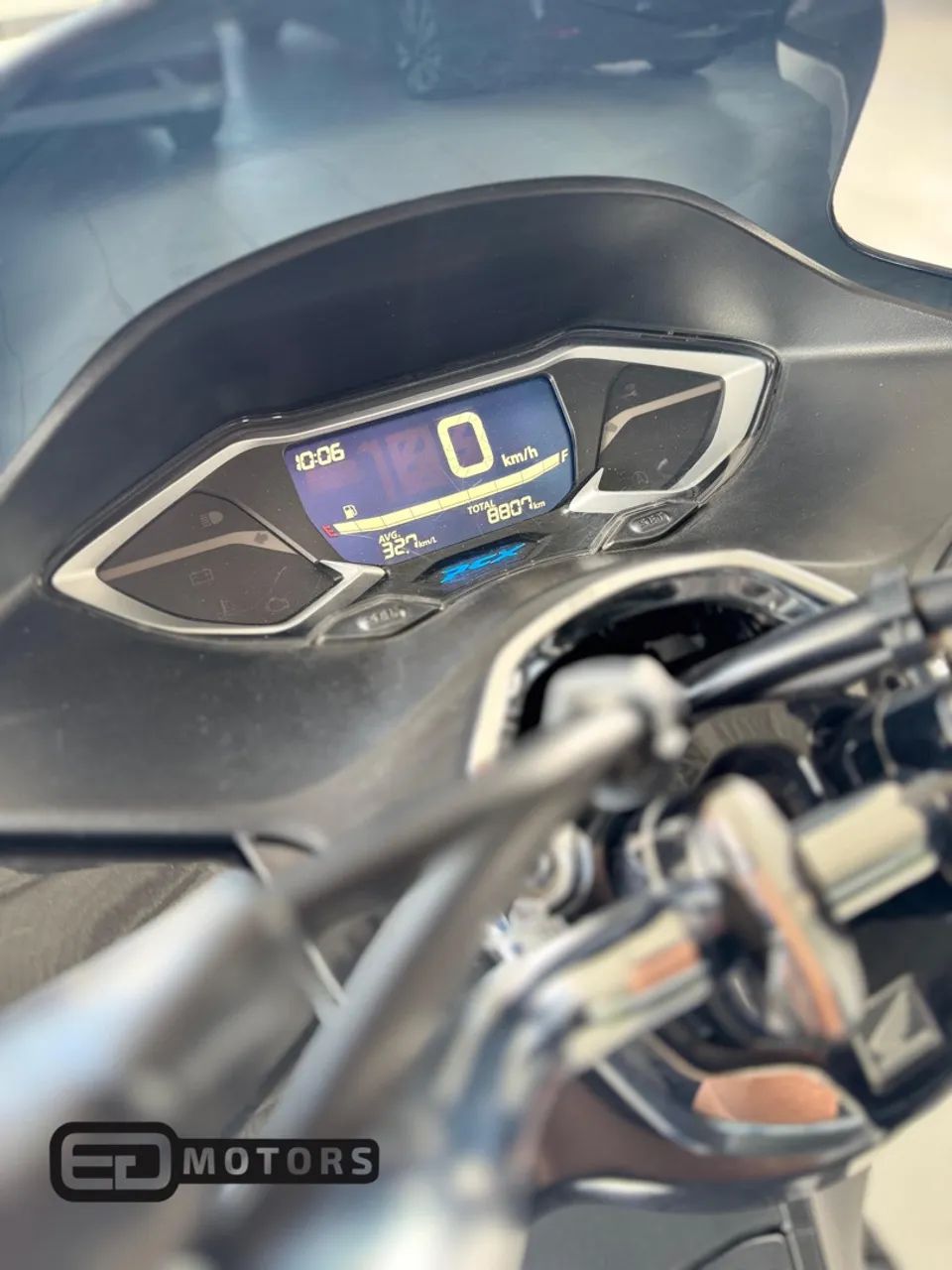 PCX DLX 160 2024 - Foto 4