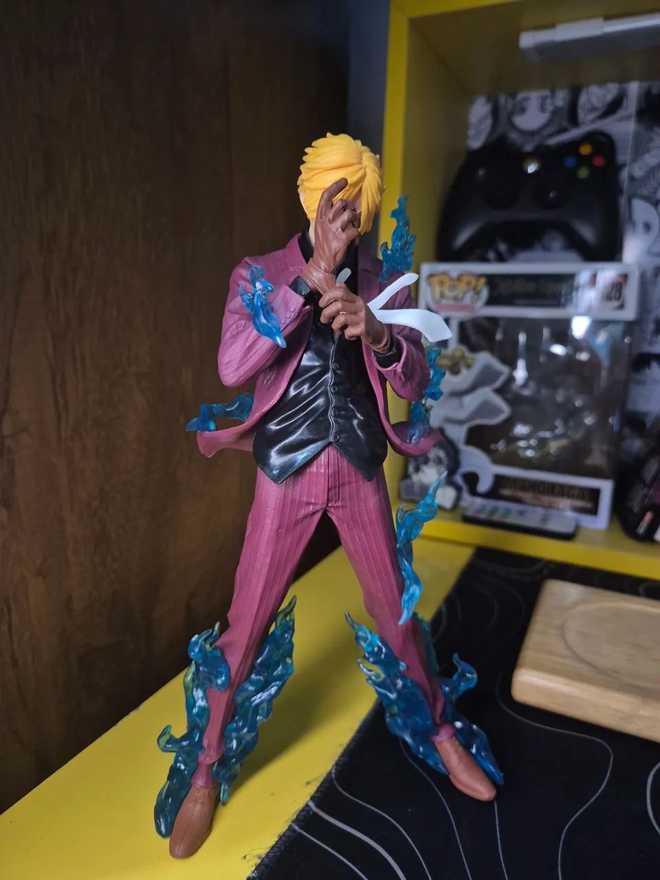 Action Figure Sanji One Piece /Terno Vinho - Foto 4