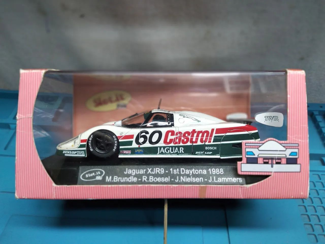 Slot.it Jaguar XJR-9 LM （CW03）スロットカー Autorama Carrinho Jaguar XJR9 CASTROL Slot.it - Hobbies e coleções