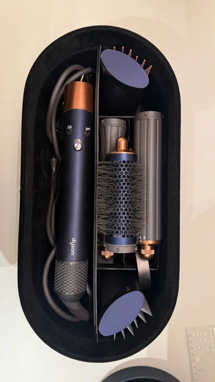 dyson airwrap usado