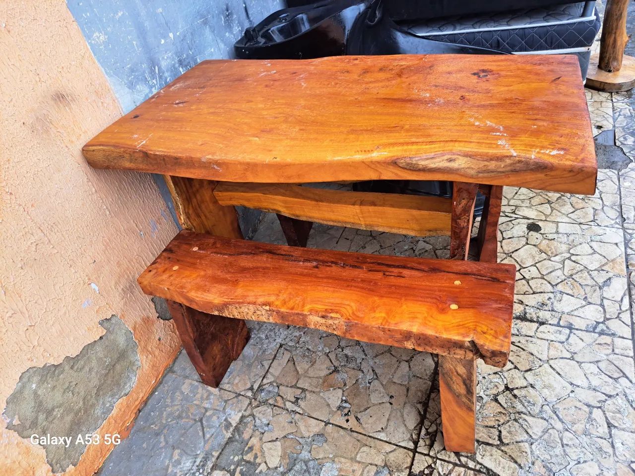 Vendo mesa de jaqueira nova so pegar e usar zap * mesas por encomenda 
