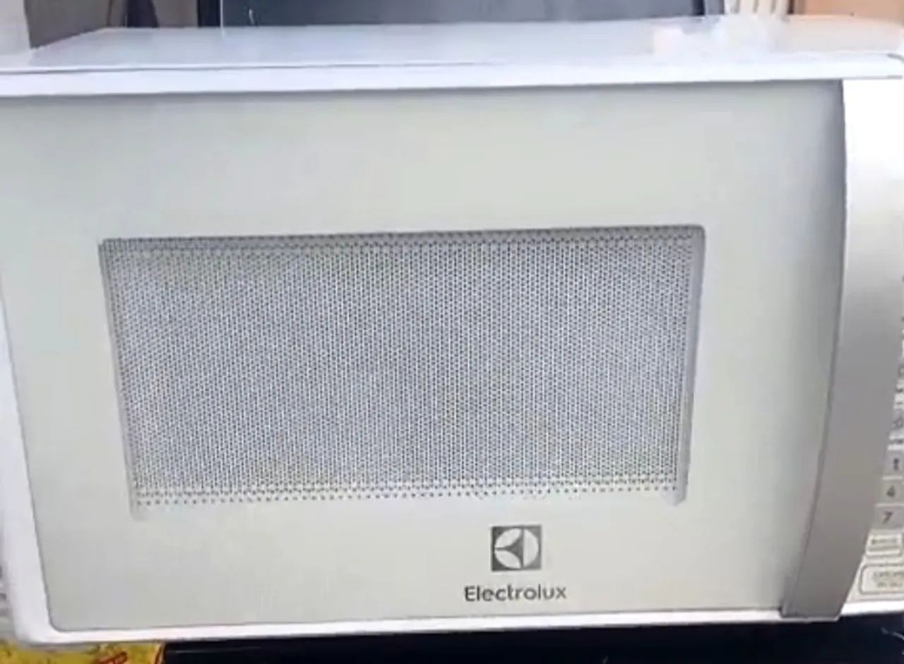 Micro-ondas Eletrolux 20L 110v