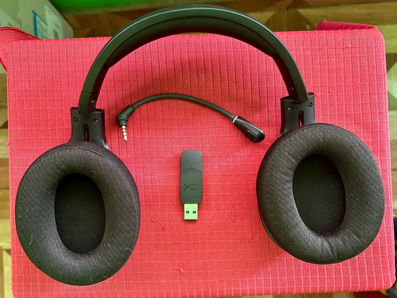 Headset HyperX Cloud Flight Sem Fio - Compatível com PS5/PS4 e PC - Foto 2