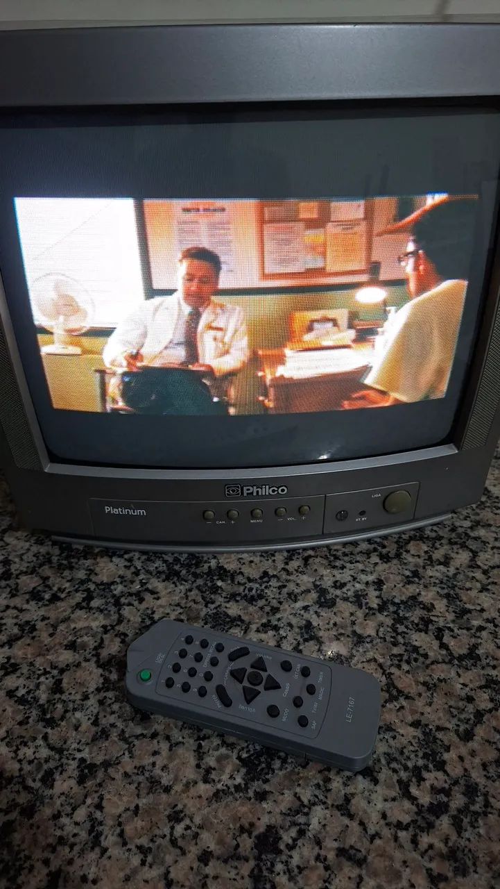 Televisão 14 polegadas philco relíquia 