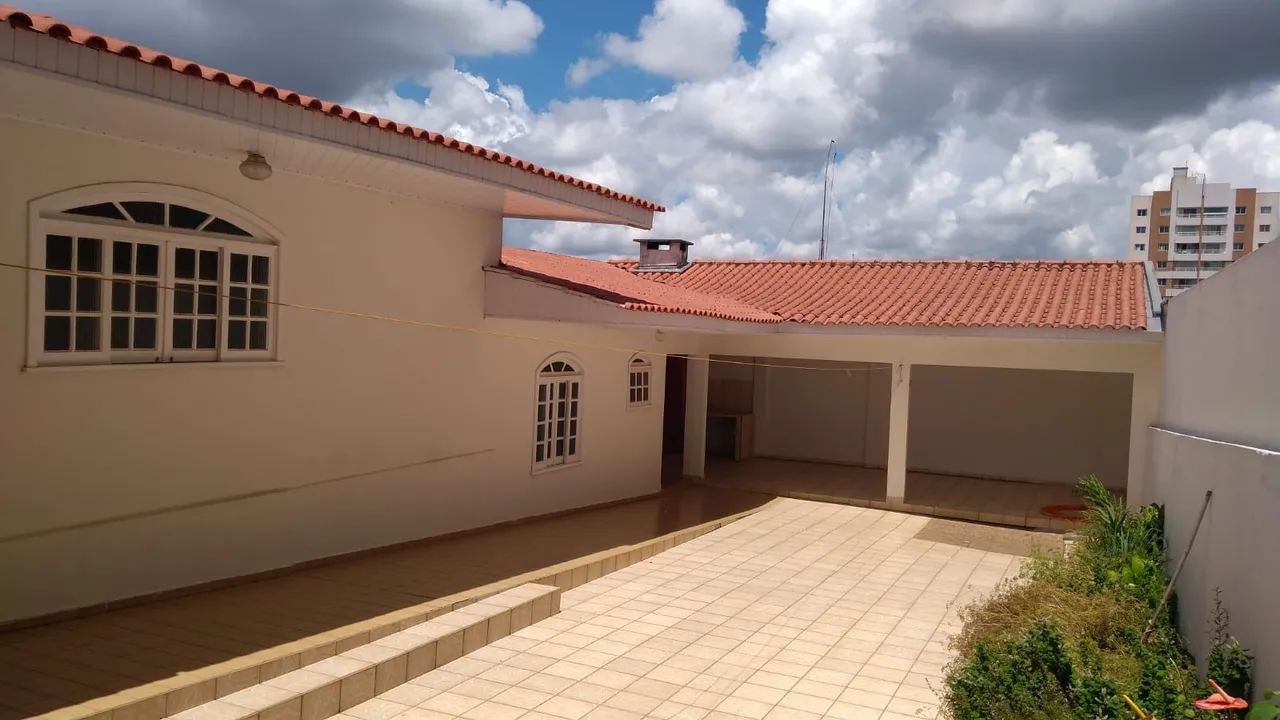 Casa para Venda e Locação no Centro - Foto 4