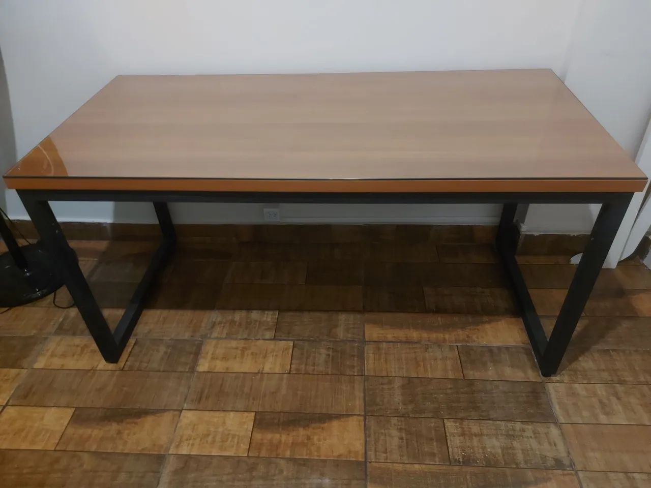 Mesa Multiuso 150 x 70 cm, estilo Industrial com base de metalon e tampo em mdf