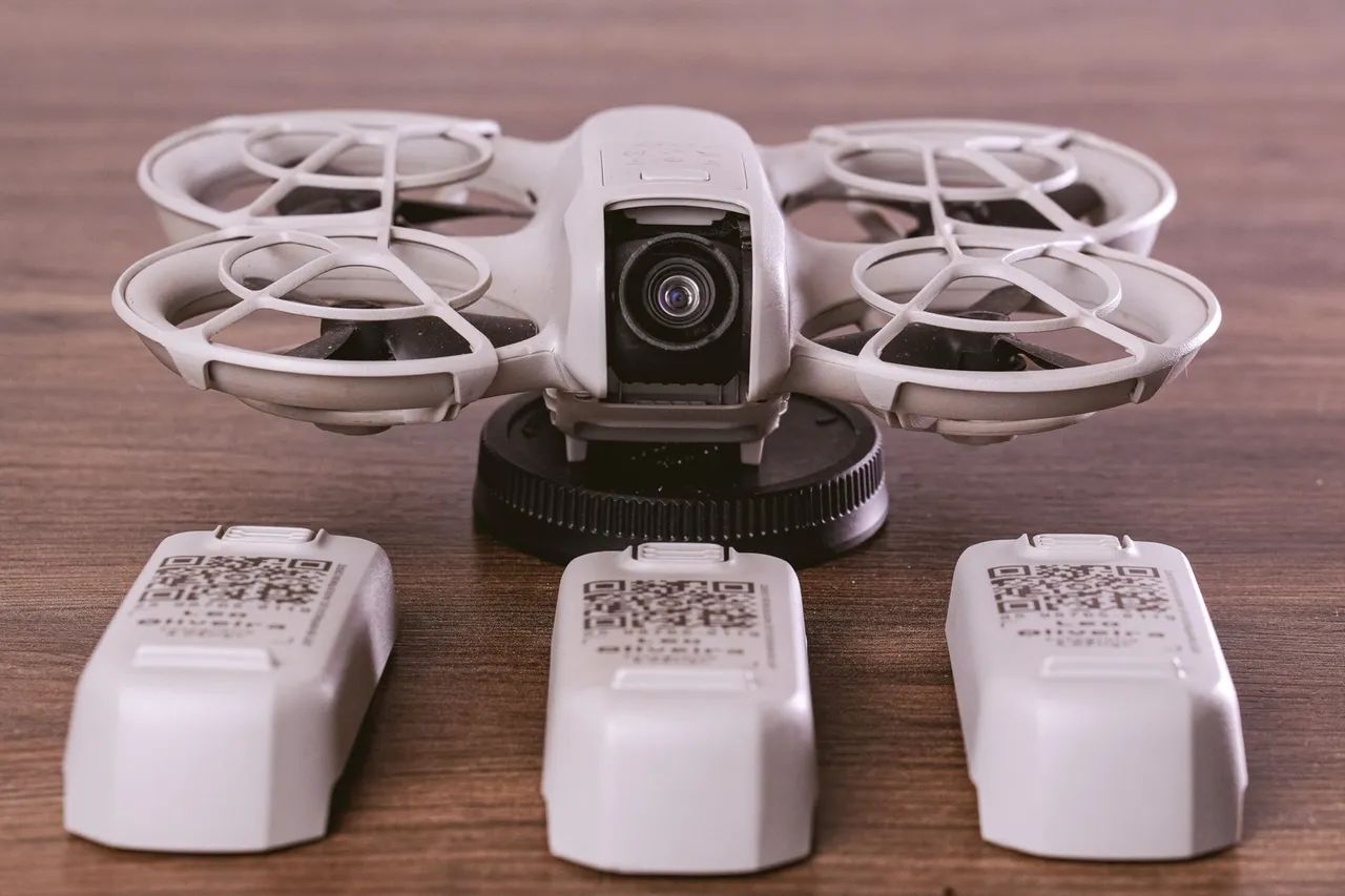 ? DJI NEO + 4 BATERIAS - ESTADO DE NOVO ? - Foto 2
