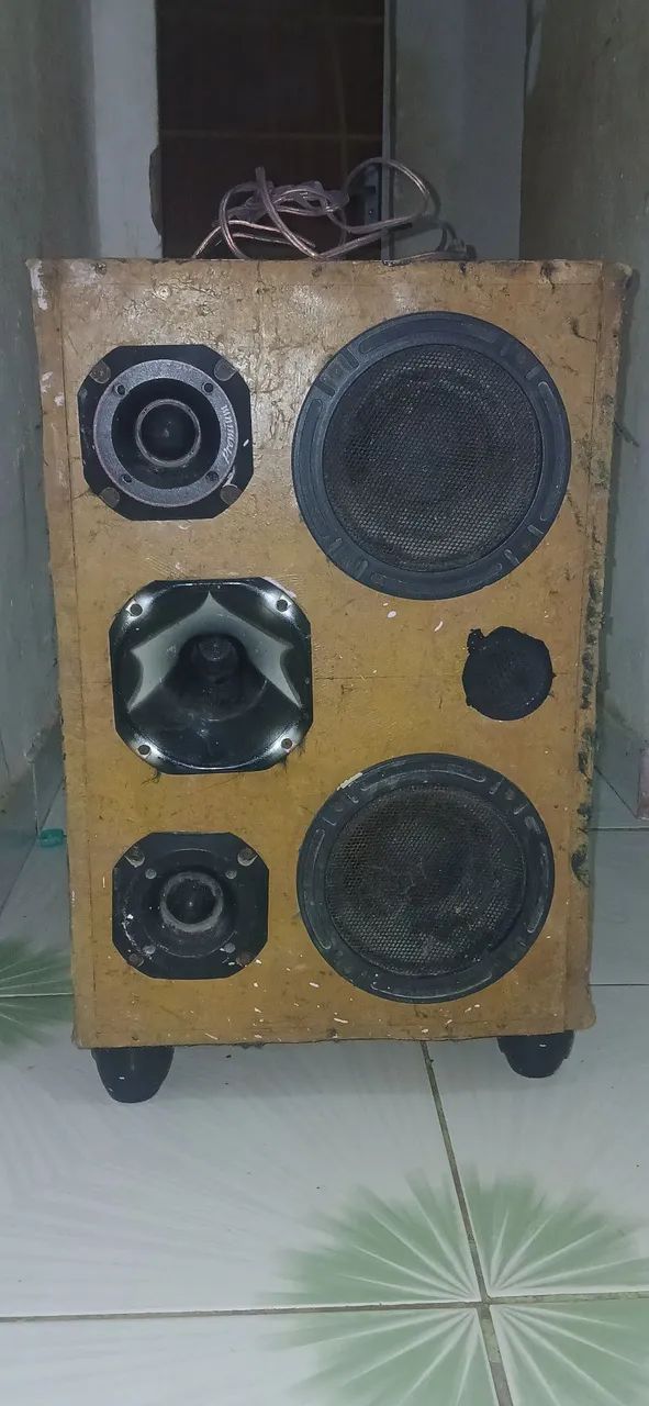 Vendesse uma caixa de som de carro sem módulo 