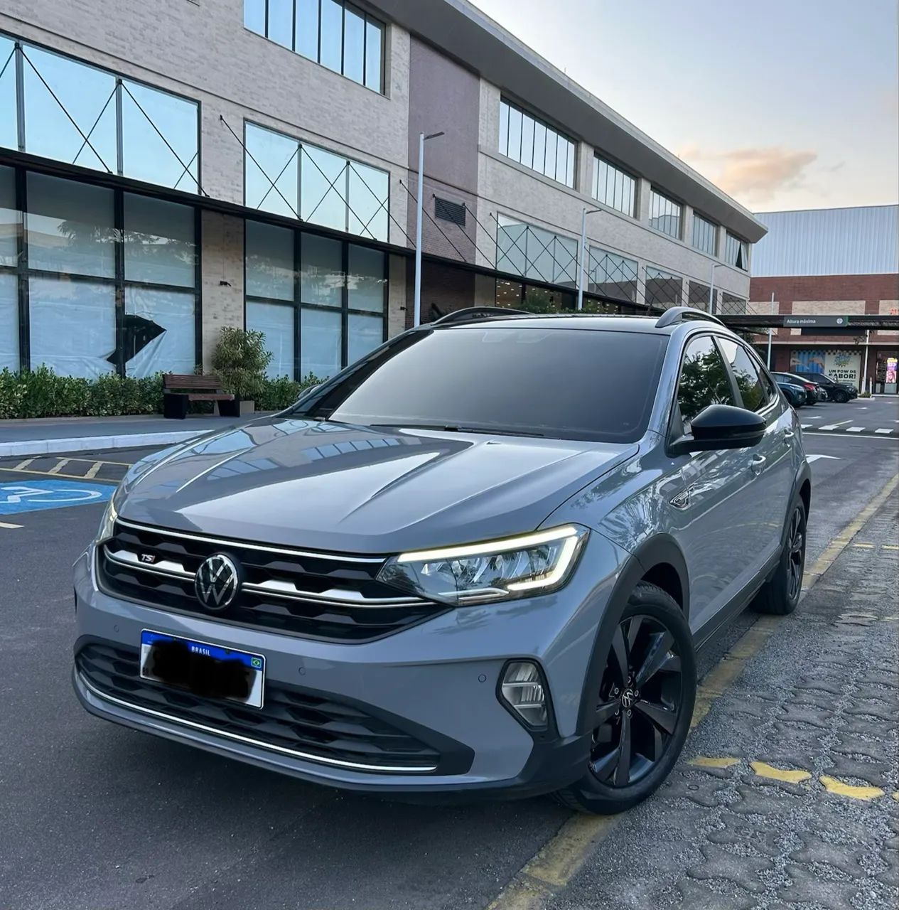 Volkswagen Nivus Nivus Highline 1.0 200 TSI Flex Aut. 2023
