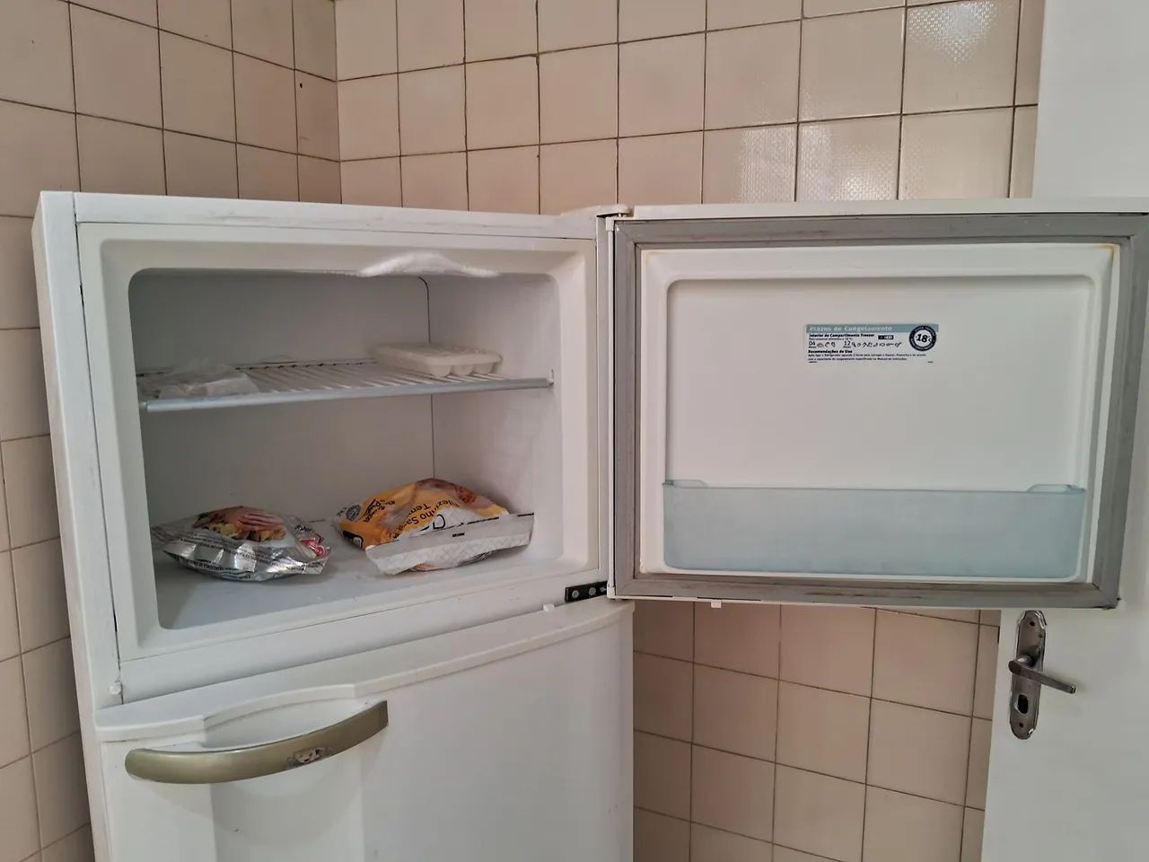 Geladeira Duplex DC37  Electrolux Branca - Foto 5