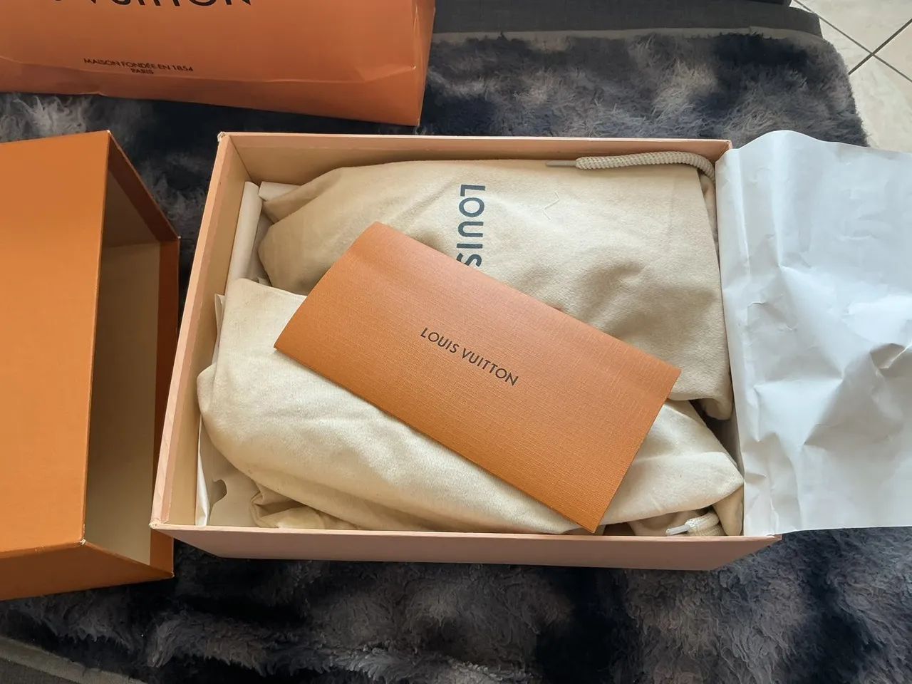 Tênis Louis Vuitton ( Original) - Foto 4