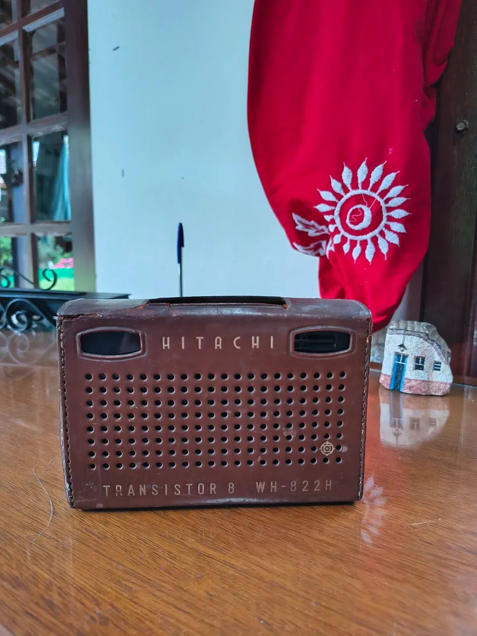Rádio Portátil Vintage Hitachi Transistor 8 WH-822H - Foto 4