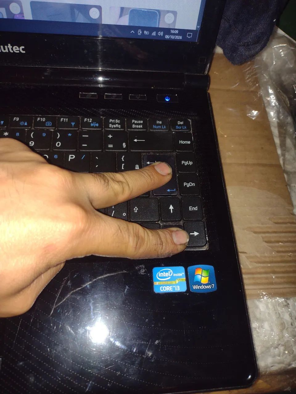 Notebook i3 ENTREGA LEIA
