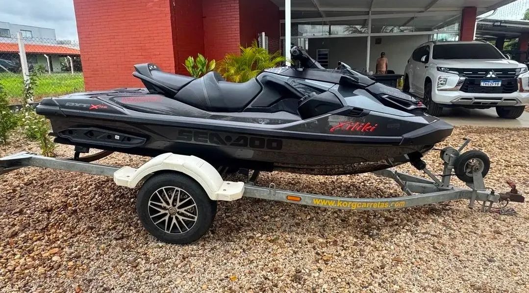 Jet-ski RXTX 300 2022 com 80 hr Com carreta<br>80 hr<br>Com carreta <br>R$ 115.000,00 - Foto 2