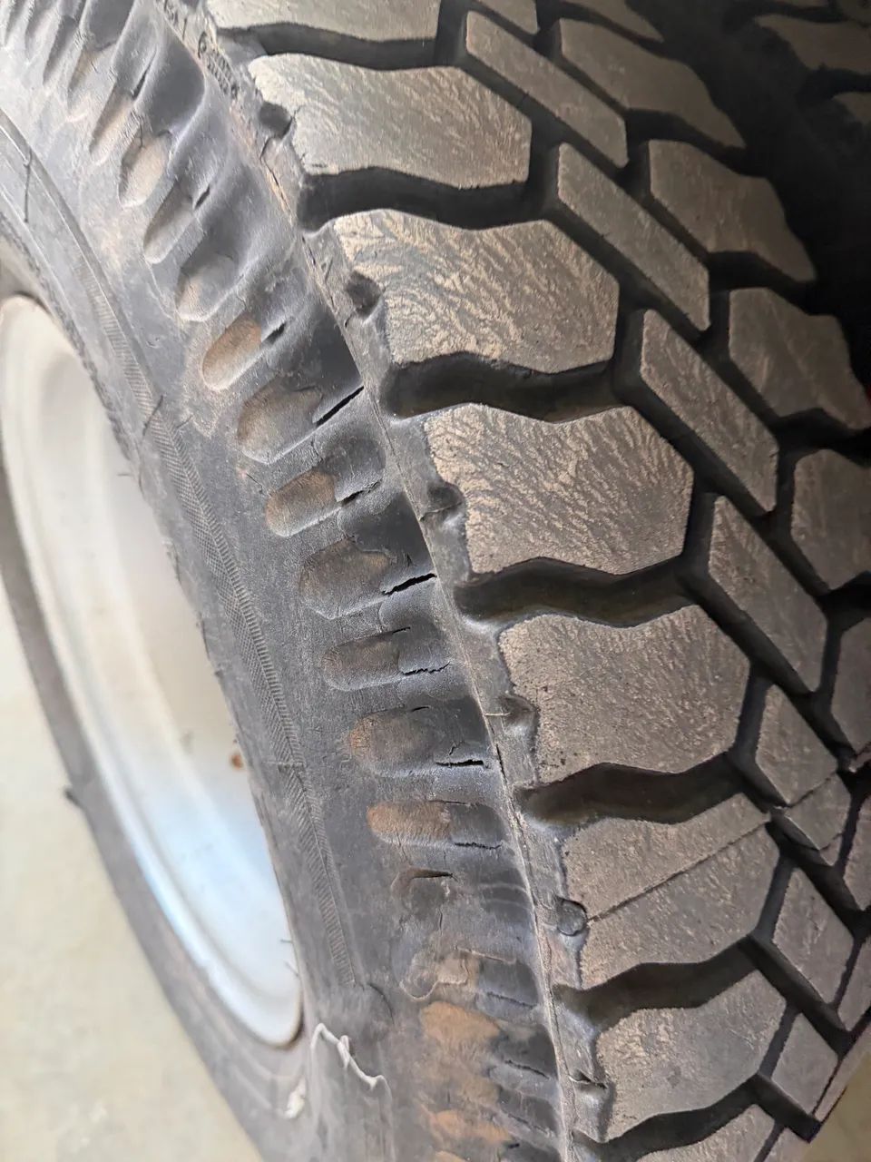 Volare V8L 4x4 Rodoviário 2014/14  - Foto 6