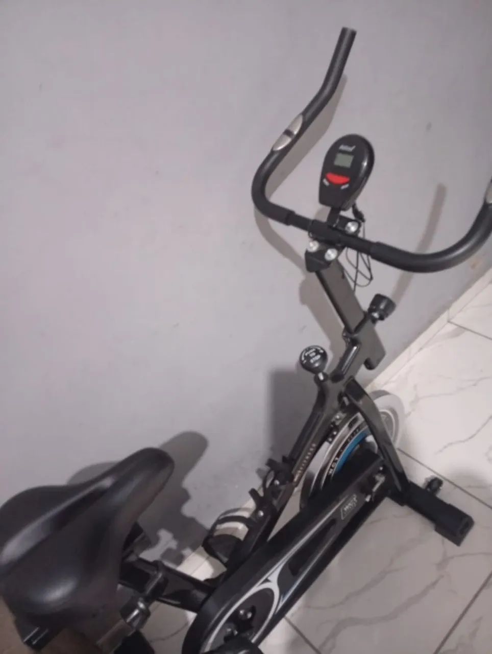 Vendo bicicleta ergométrica 