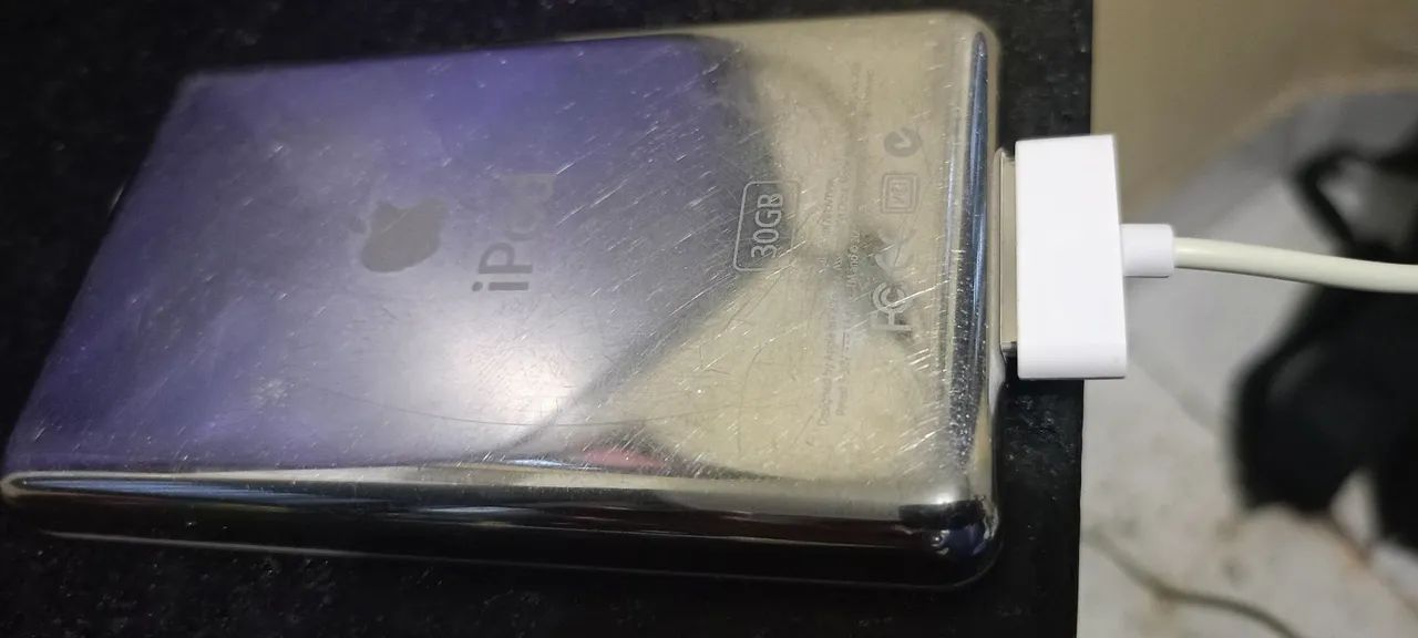 Vendo iPod 30 GB 5th geracao - Foto 4